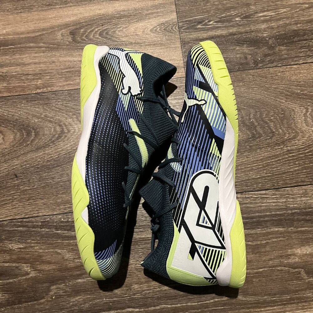 Mens Puma Future 7 Match IT Indoor Soccer Shoe 8.5, Women's 10